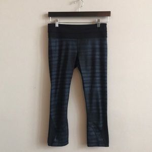 Lululemon Run Inspire Crop - navy/Black- 6